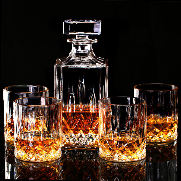 Decanters Beverage Serveware 5 Piece LeadFree the Lord Dudley Whiskey Decanter Set in Leather